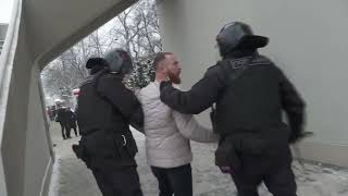 bneVideo Russia Navalny protests 310121 OMON taser man as he peacefully being taken away