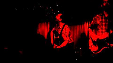 Chris Mills - Signal/Noise (live at The Hideout, Chicago 9/7/12)