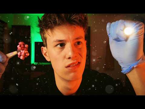 (ASMR) Quick Ear Cleaning! 👂🏼💦 | 4K