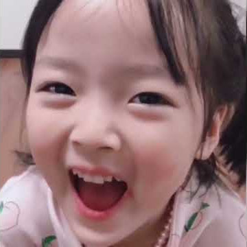 Korean Cute lil meme girl YUL funny moments #shorts