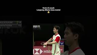 Kevin di smash? Langsung dibalas kena mental 😂 #kevin #badminton #badmintonindonesia #thomascup2022