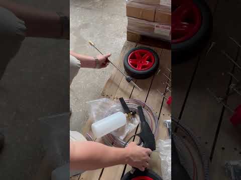 Апарат високого тиску (мойка) Edon HP1010-1.8A (1800 Вт, Тиск 10 МПа, Продуктивність 10 л/хв, Гарантія 1 рік), відео 1