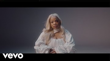 Zoe Wees - Hello Again (Official Video)