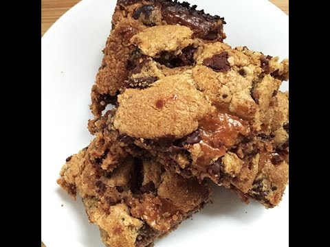 Chocolate Chip Caramel Peanut Butter Bars to Satisfy Your Sweet Tooth