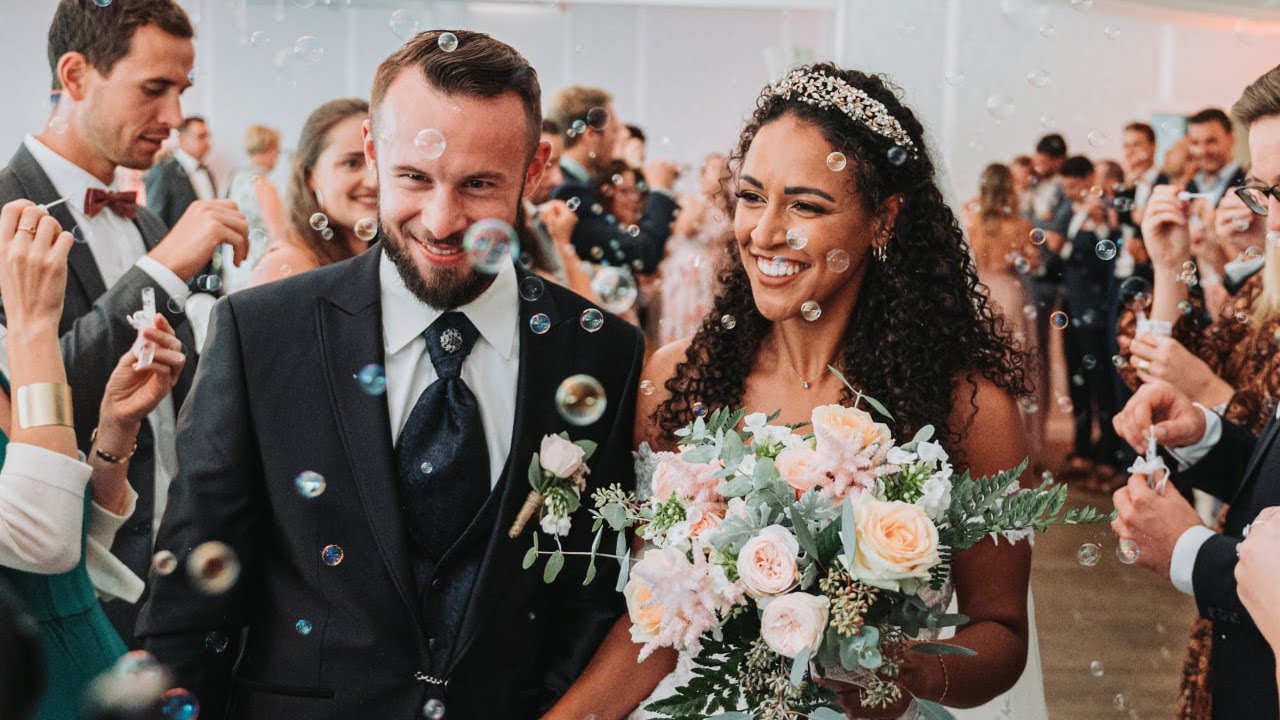 Hochzeitsvideo in der Froschkönig Event Location in Detligen - YouTube