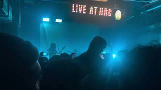 [MASS OF THE FERMENTING DREGS ASIA TOUR: HANOI ROCK CITY] … I F A SURFER