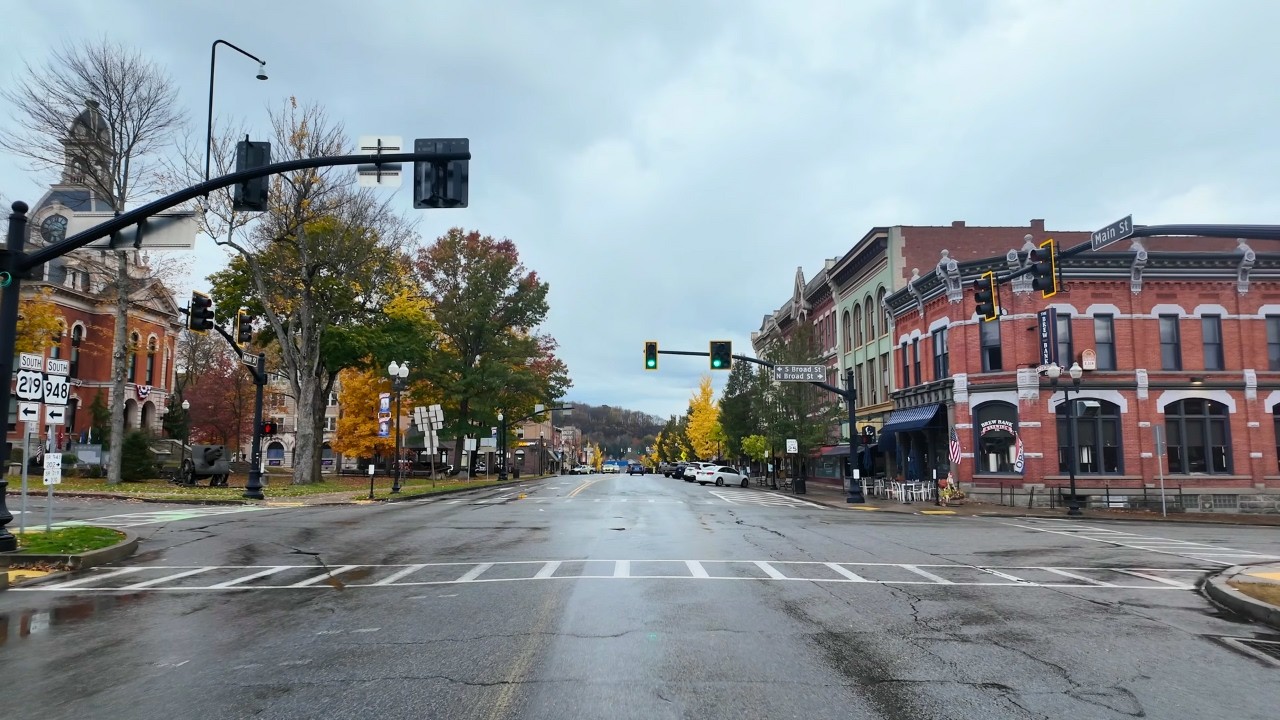 Ridgway Pennsylvania in Autumn | A Cozy Small-Town Escape