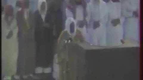 تلاوة بصوت الشيخ #علي_جابر رحمه الله.  ما تيسر من {سورة الأحزاب }.