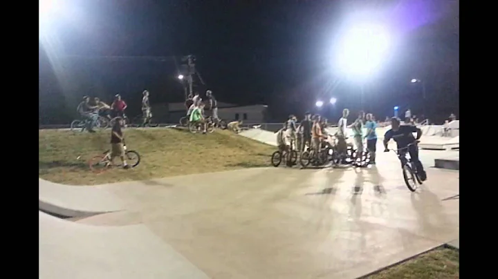 Andrew Sandage BMX flips and whips