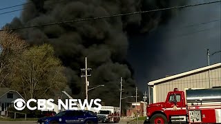 Fire chief in Richmond, Indiana, discusses large-scale industrial fire