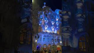 El Espectáculo De Luces De La Casa Batlló De Barcelona Para Navidad