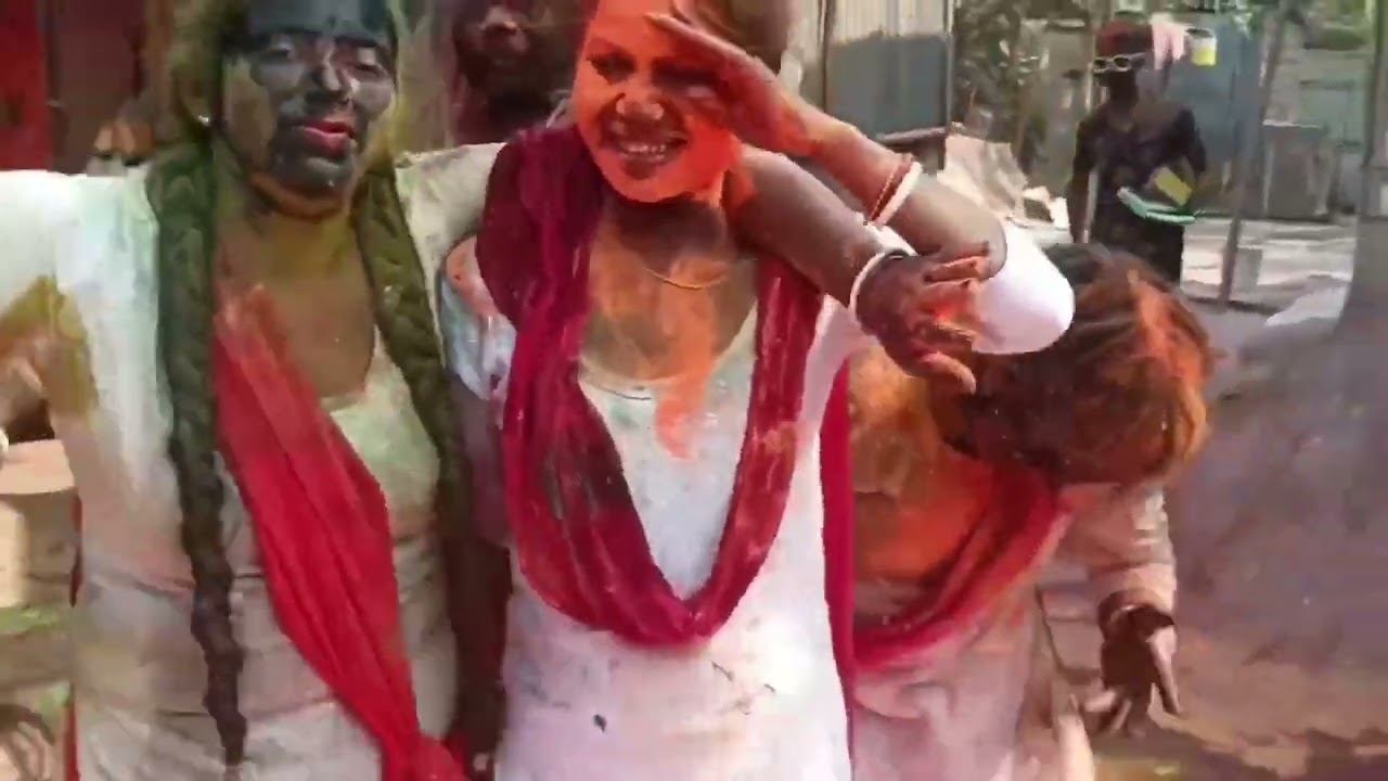 Yeh Hai Asli Holi!!🥳 