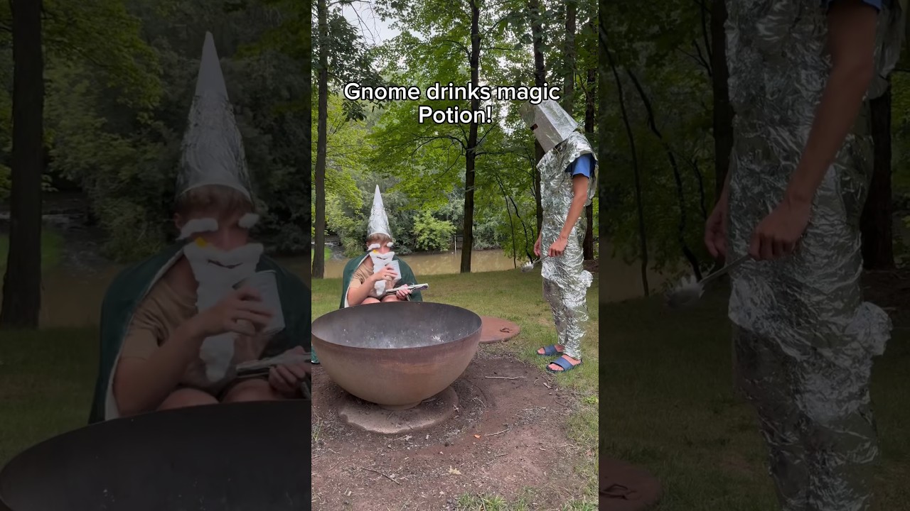 Gnome drinks Magic Potion! Gnomes vs Knights! 
