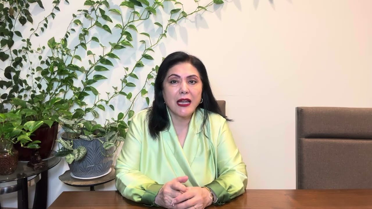 نام من صدف هست ده سال هست فامیلم را ندیدم 😢