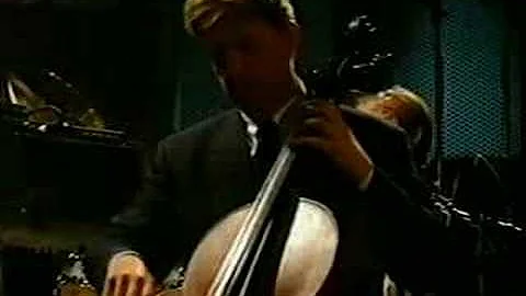 Lyle Lovett - Rollin By