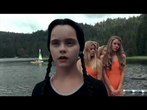 Addams Family Values - Life saving - I can't swim