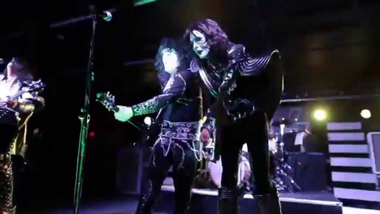 "ROCK AND ROLL OVER"  Canada's Tribute to KISS