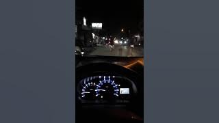 Story' WA IG nyetir mobil Avanza diwaktu malam hari