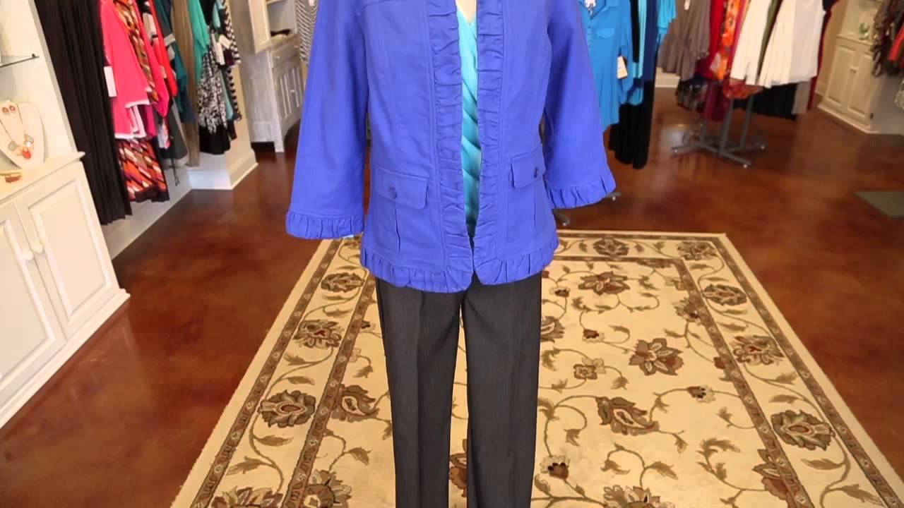 The Best Clothing Colors for Gray Hair : Makeover Tips ...