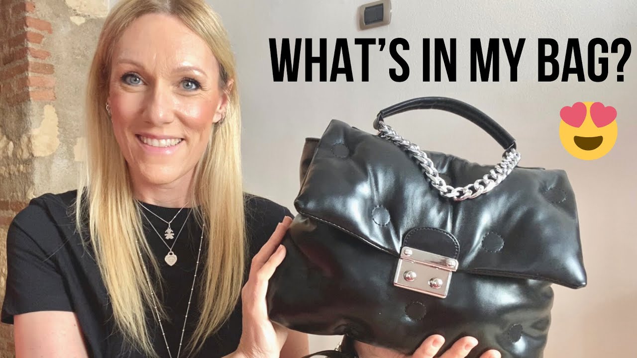 WHAT'S IN MY BAG | COSA C'è NELLA MIA BORSA 2022 | ELAFASHION