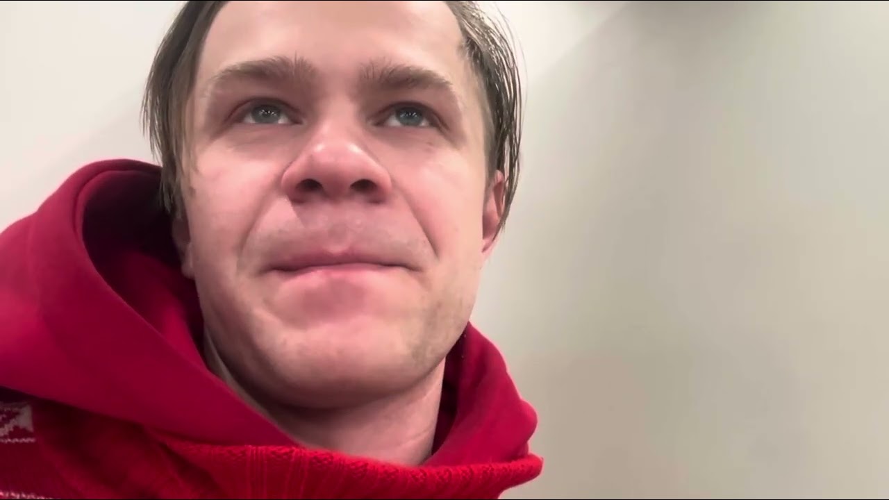 Победил заикание и выбрал удалёнку: моя история фриланса начинается с дизайна 