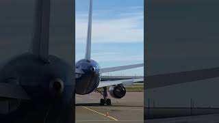 พาชมเครื่องบิน 3 ขนาด ที่สนามบิน Gardermoen, Oslo, Norway.