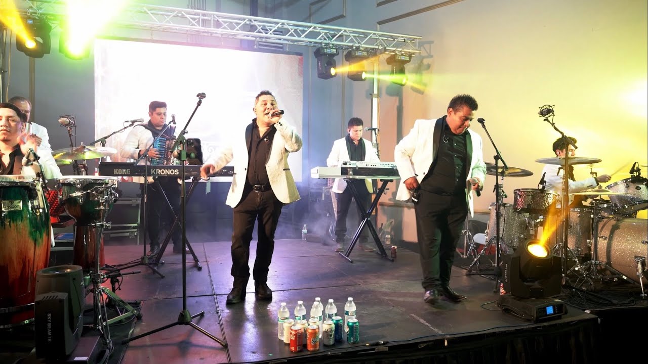 Grupo SDO - Popurri de Grupo Frontera (En Vivo)