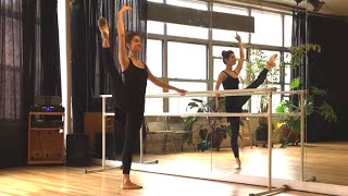 10 MIN BALLET BARRE STRETCH ROUTINE | Improve your extensions & overall flexibility