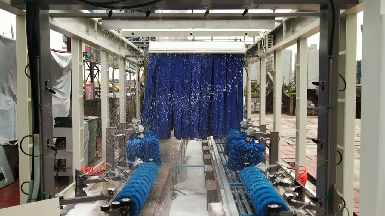 APNA WASH SURAT....Automatic car wash in india.. first time in surat