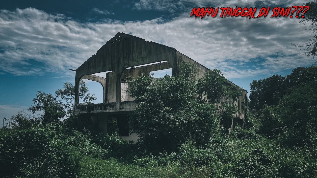 RUMAH BESAR YANG DIBIARKAN TIDAK TERURUS | RUMAH KOSONG MELAKA