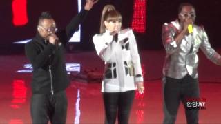 111129 18 Will.I.Am & Apl.De.Ap - Where is the Love (feat. CL, 2NE1) Resimi