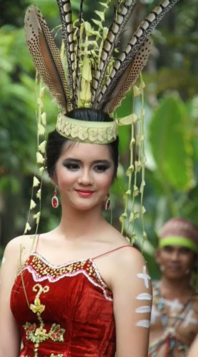 Story WA LAGU DAYAK COVER JEPRI E SINDEM (FOTO GADIS DAYAK CANTIK)