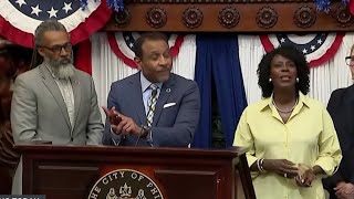 Philly officials head to Harrisburg in search of school funds