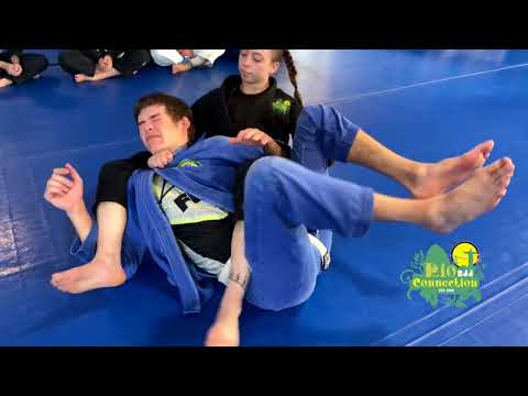 Connection Rio BJJ Bend Oregon: Dylan & Kylee Hunt Blue Belt Demonstration Part 1