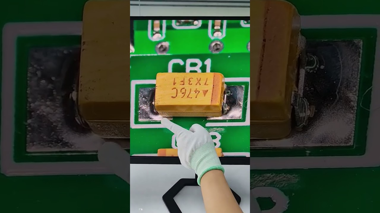 Using high quality 3D microscope to inspect circuit boards and components  Switchable between 2D and