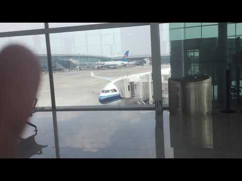 Vídeo: Guia de l'aeroport internacional de Guangzhou Baiyun