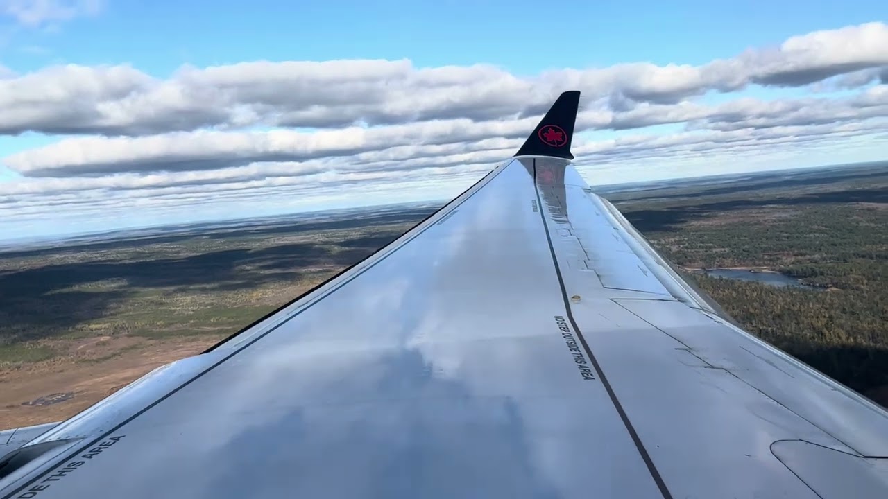 Air Canada flight AC610 landing at Halifax Stanfield International Airport (YHZ) / YYZ-YHZ