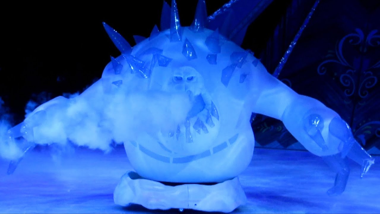 FROZEN Disney on Ice - Marshmallow Snow Monster Menaces Anna, Kristoff and  Olaf - YouTube