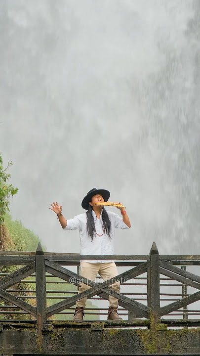 The Lonely Shepherd - Der einsame Hirte - El Pastor Solitario | Amazing Pan Flute #atipakchristian