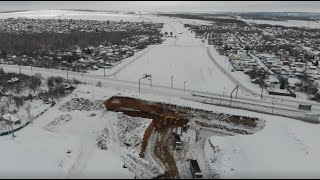 Зимние кадры строит-ва автомагистрали Центральная - пересечение с жд станцией Дачная /Самара /Russia