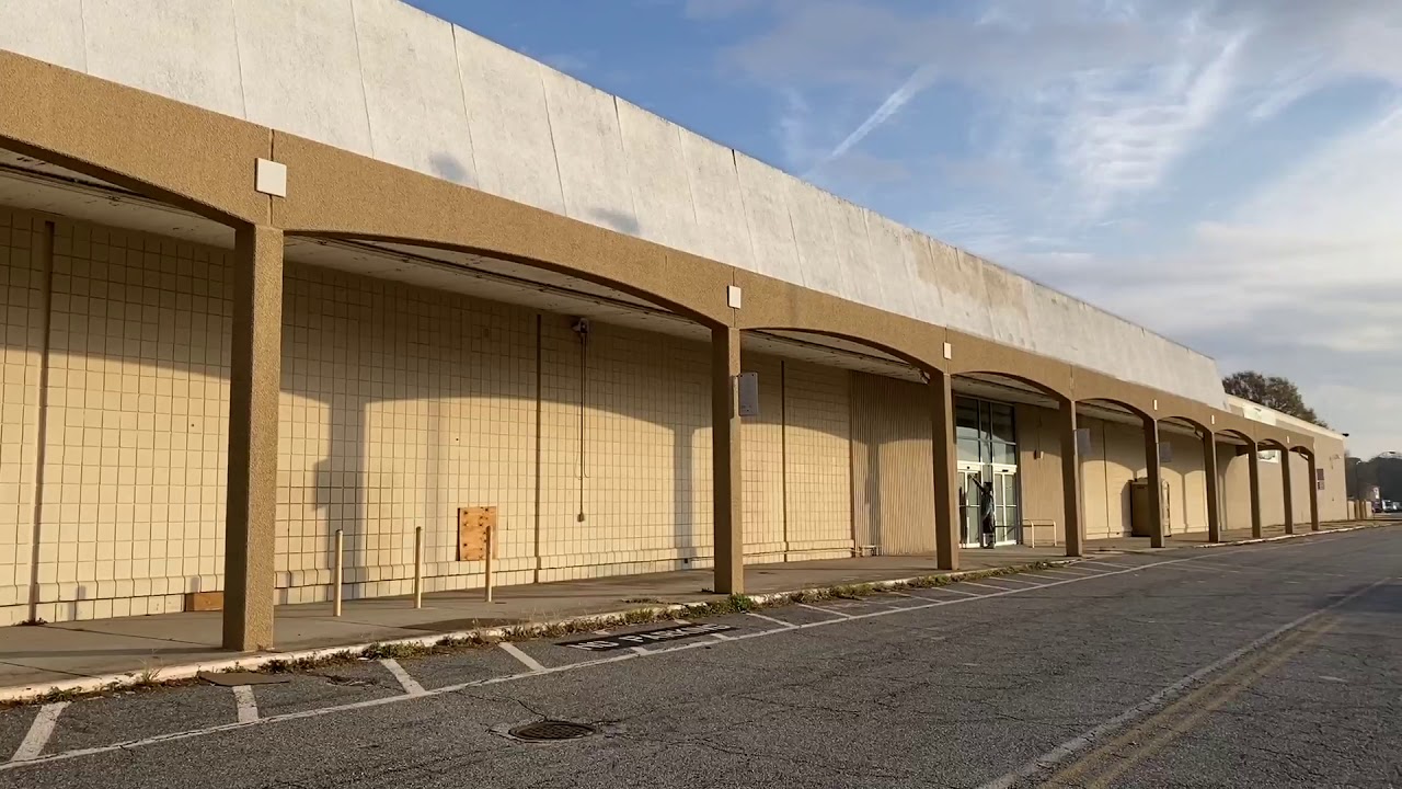 DEPLORABLE Abandoned Big Kmart— HAMPTON, VA YouTube