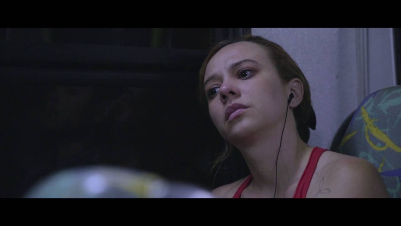 Ainda sangro por dentro (I still bleed inside) - YouTube