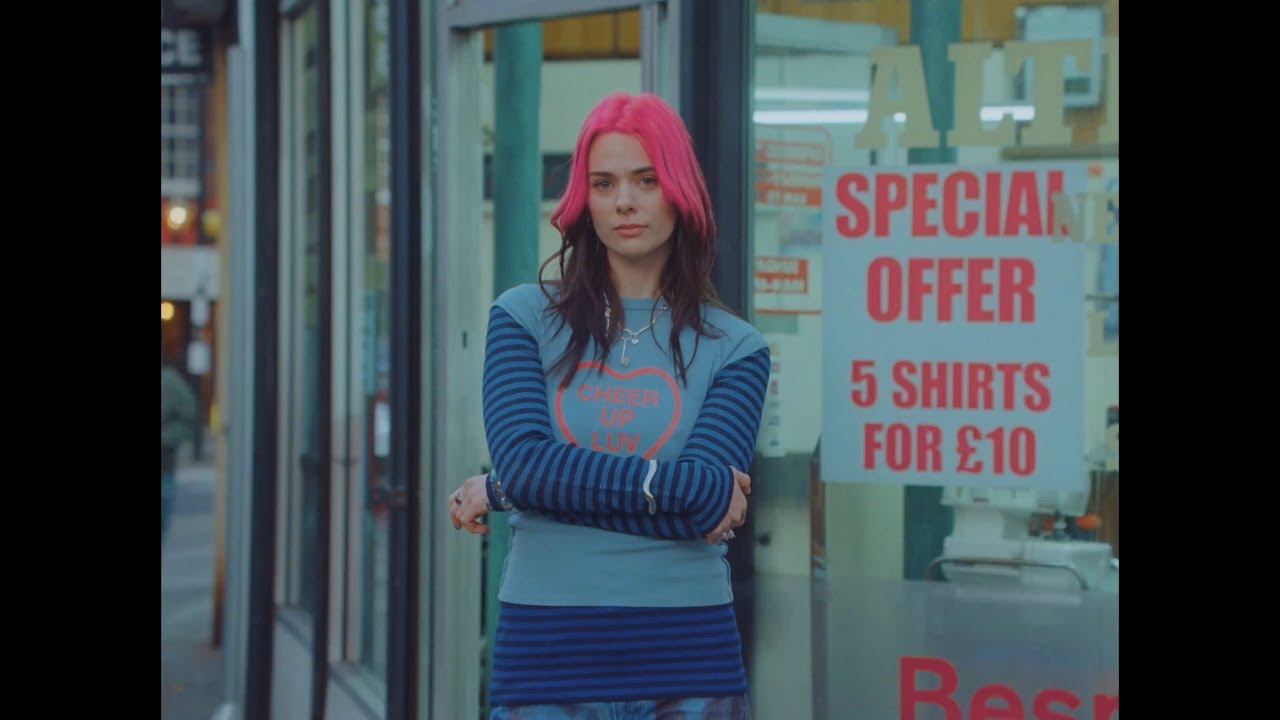 girli - Slap On The Wrist (Official Video)