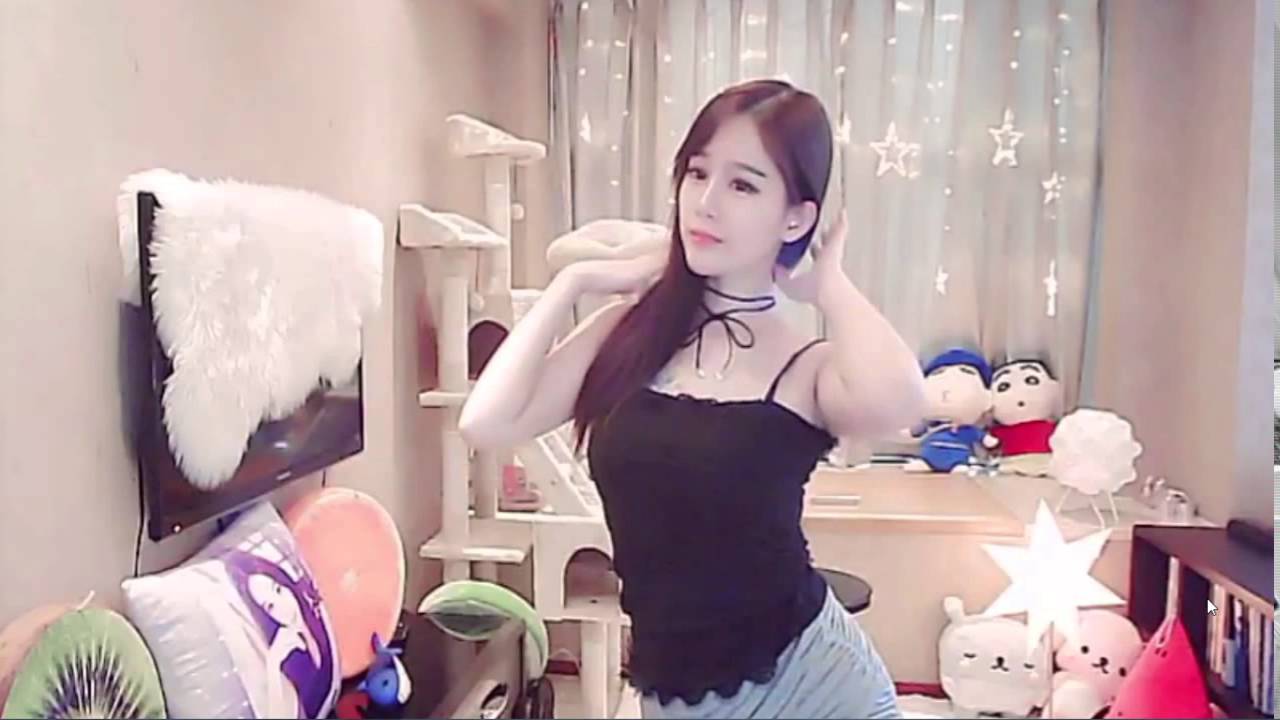 Watch cute sexy chinese girl live stream dance part 12