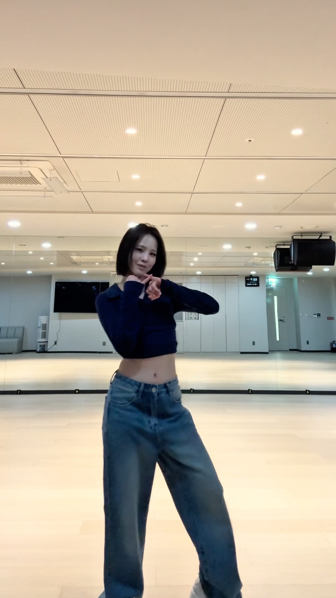THAT'S A NO NO🙅‍♀️#MAKO #NiziU #ニジュー #니쥬 #WithU - YouTube
