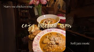 Cozy kitchen asmr, Marry me chicken soup, Soft jazz music screenshot 4