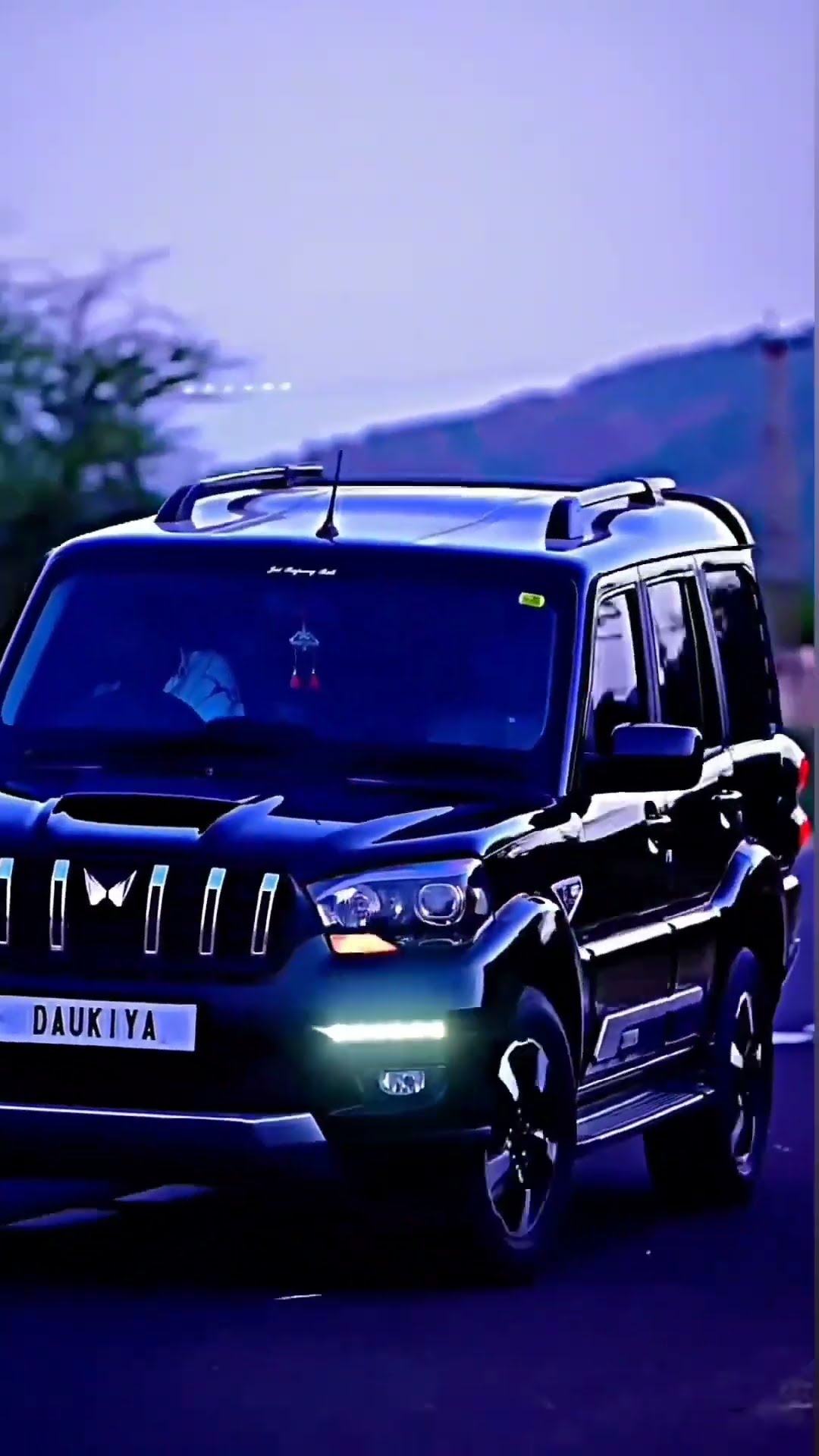 12 Mahindra Scorpio Black Wallpapers  WallpaperSafari