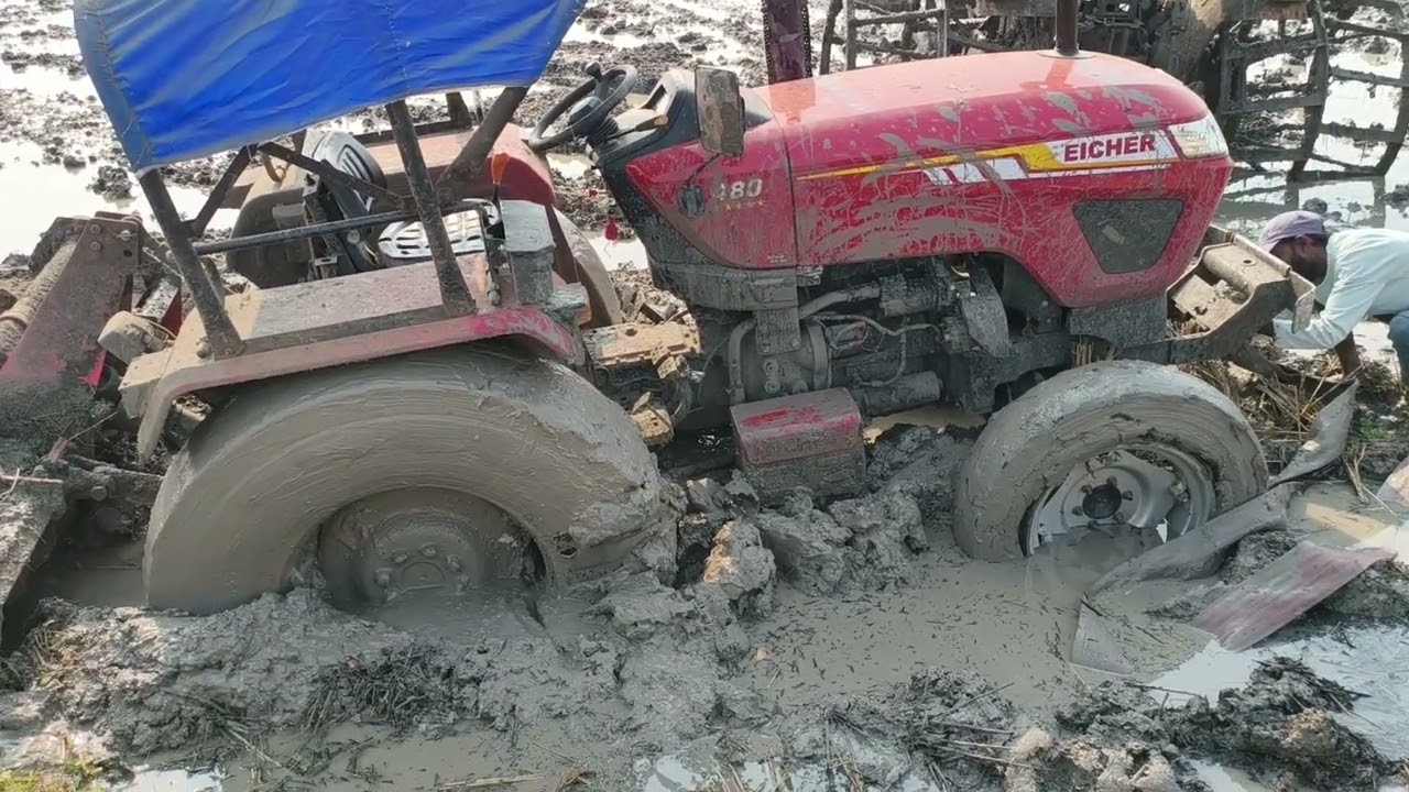 Eicher 4WD Stuck In Deep Mud | Tractor Unstuck New Videos