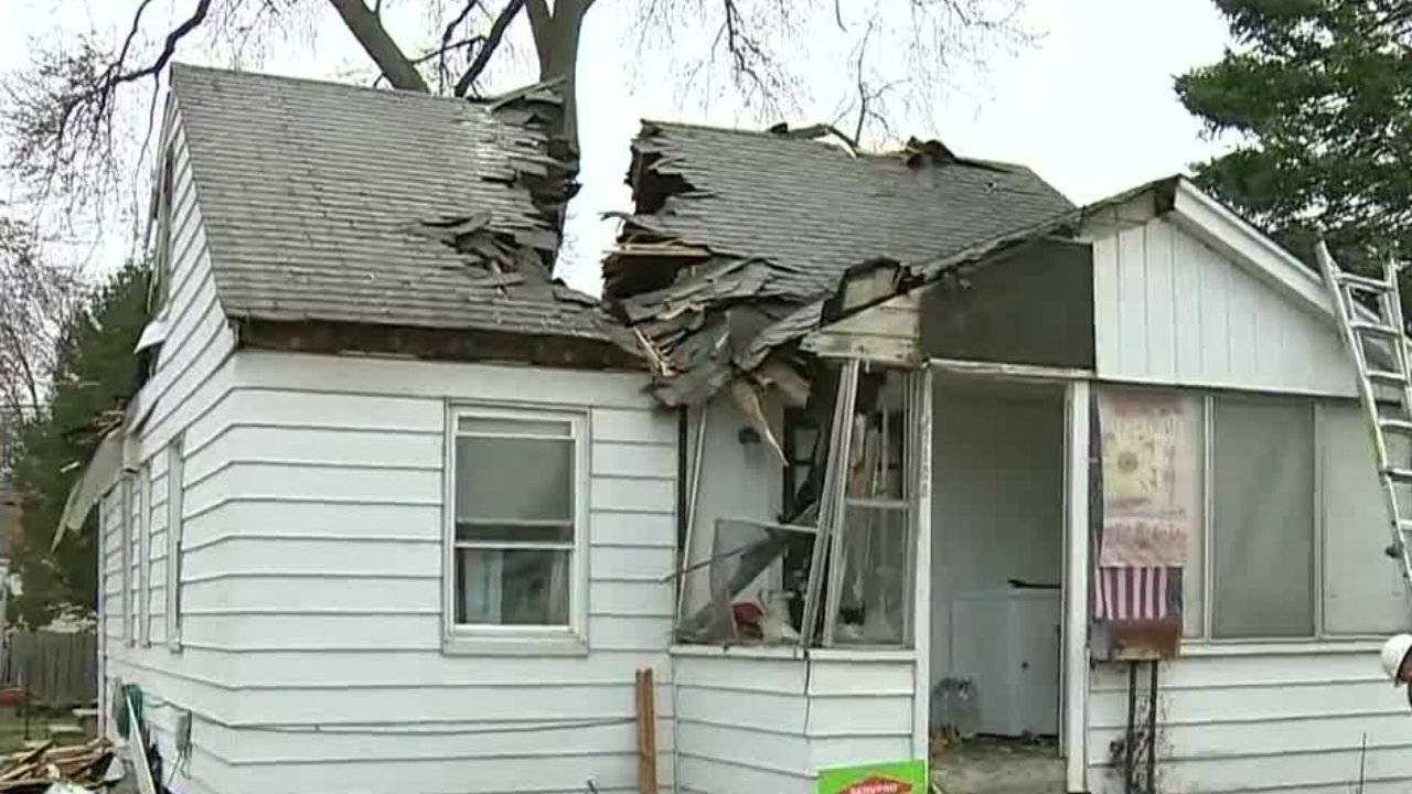 Tree falls on woman inside St. Clair Shores home YouTube