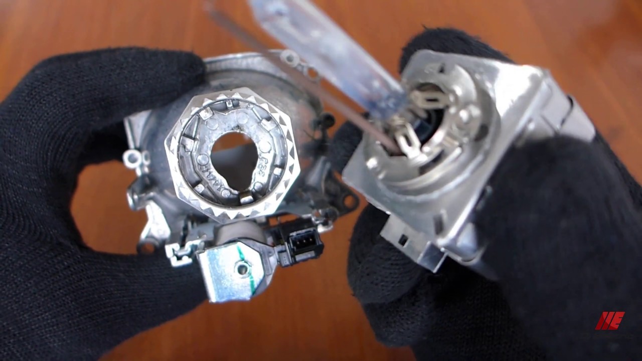 Как заменить ксеноновую лампу в биксеноновой линзе Bosch New ...